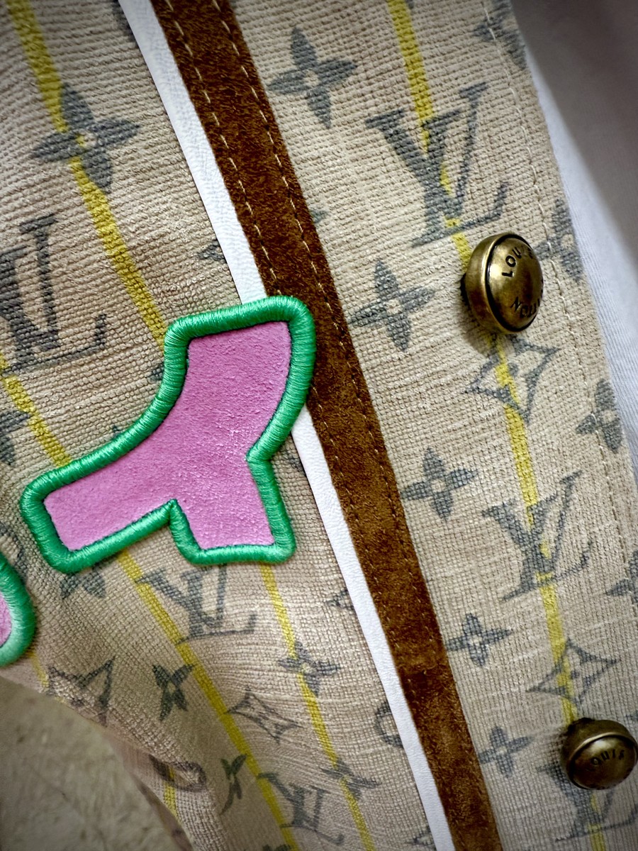 Gallery Nov 11, 2025 at 20:19 - Photo 6