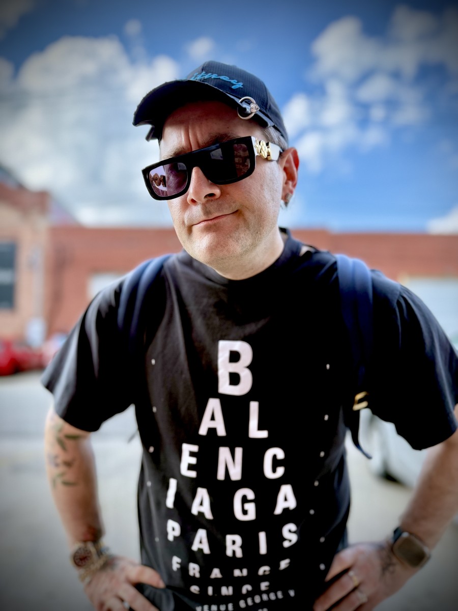 Gallery Nov 10, 2025 at 20:48 - Photo 8